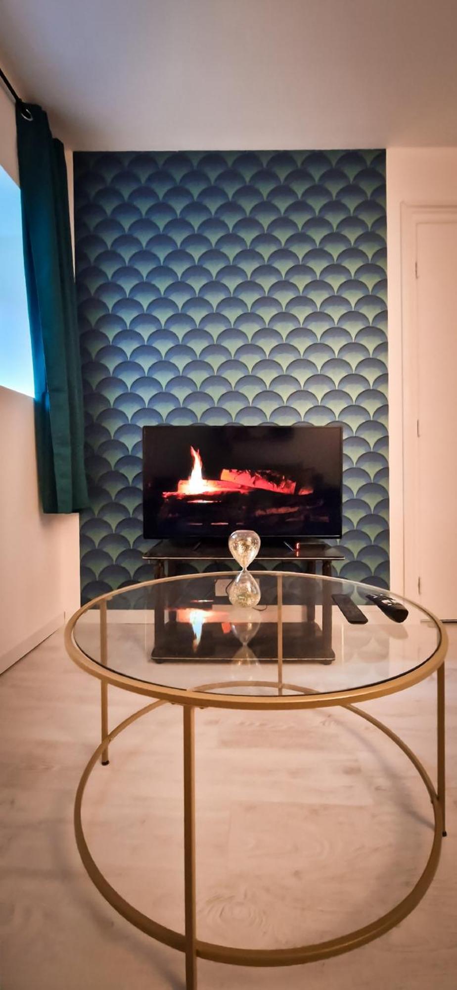 L'Art Deco 3 Etoiles Wifi, Netflix, Disney, Coeur De Bastide Villefranche-de-Rouergue Zewnętrze zdjęcie